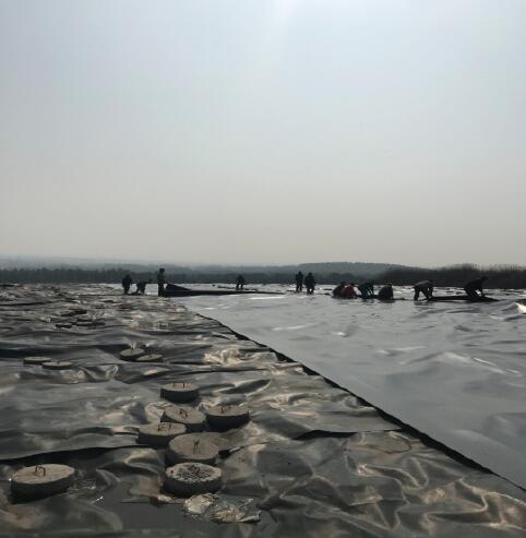 填埋場的HDPE土工膜覆蓋方式有哪些？